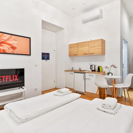 Apartament 522 Mbits Wifi Air Con Free Parking Wiedeń Zewnętrze zdjęcie